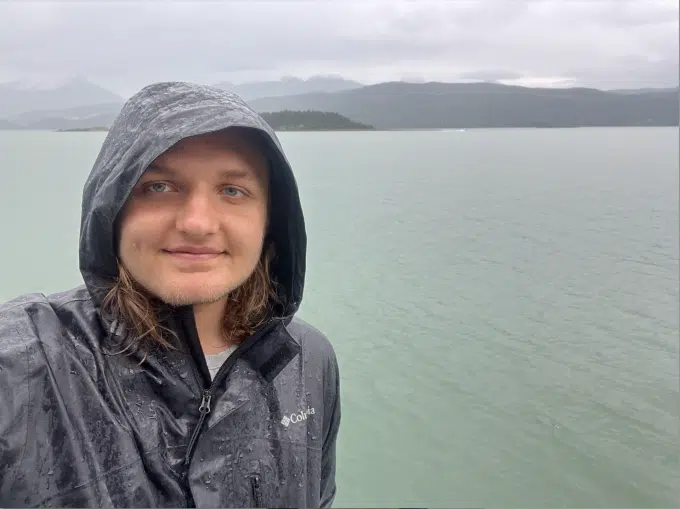 Ben Ahlrichs Wins 2025 David Hamilton Prize for Undergraduate Writing